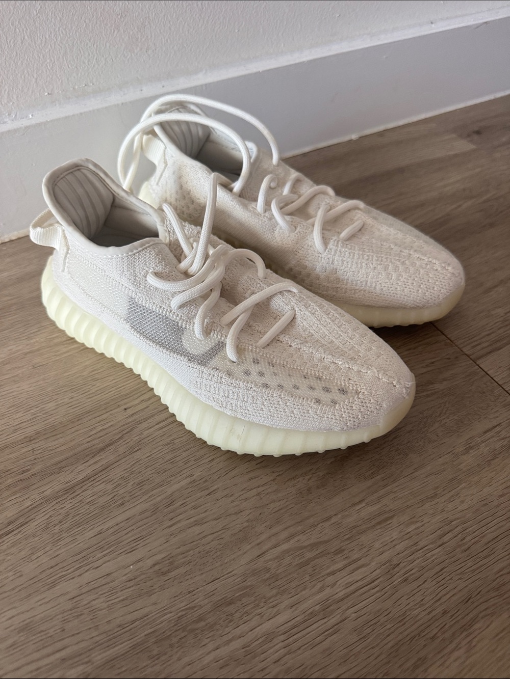 Yeezy 350 V2 white Sneakers